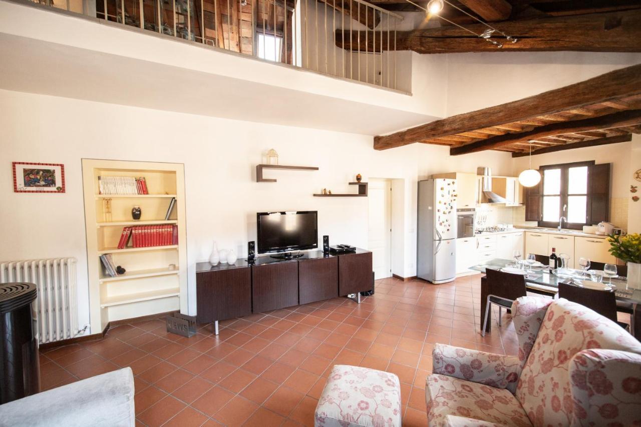 Serena Apartment, Cosy Close Center Town Lucca Exteriör bild