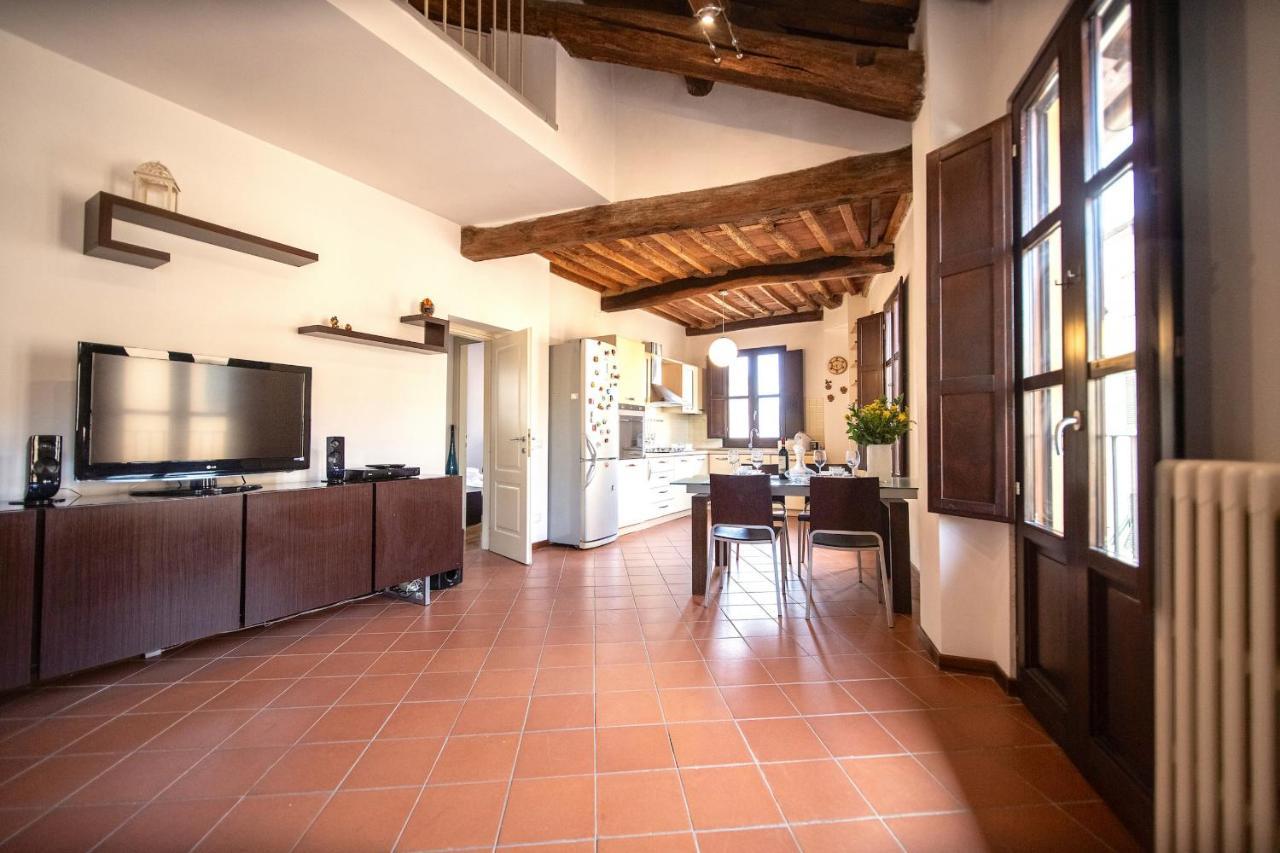 Serena Apartment, Cosy Close Center Town Lucca Exteriör bild